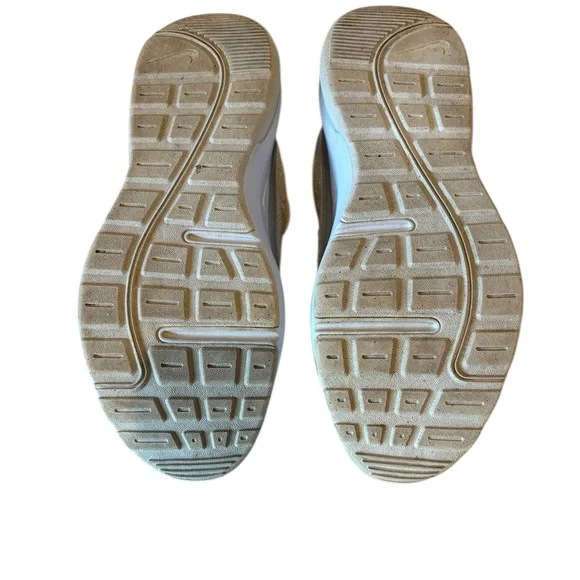 Nike Air Max Women's White and Silver Sneakers - Picture 6 of 7